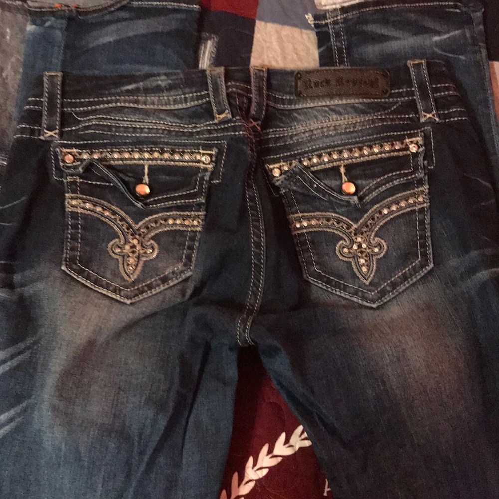 Rock Revival “Flo” Easy Skinny Jeans